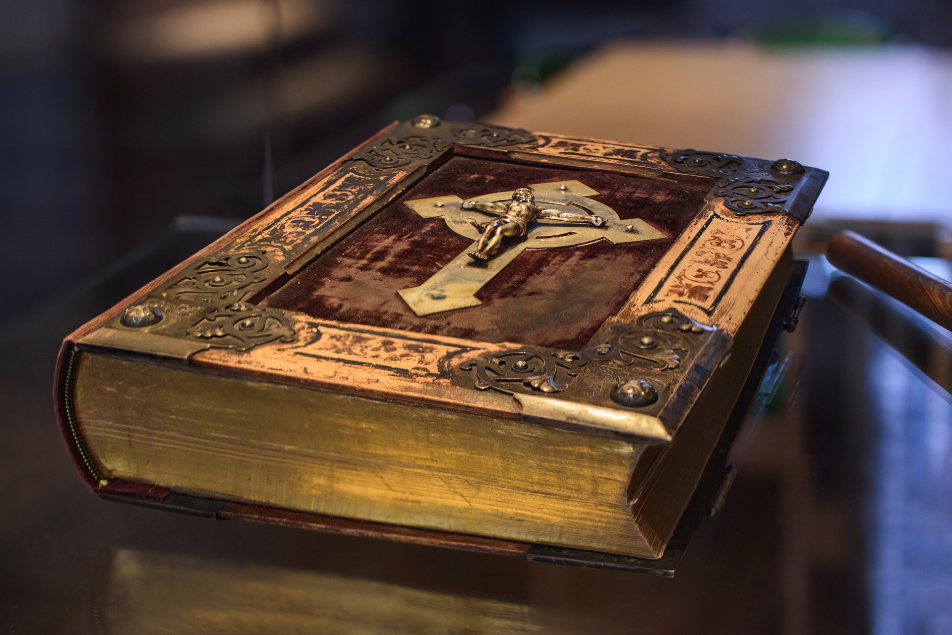 book-g8bc551281_1920